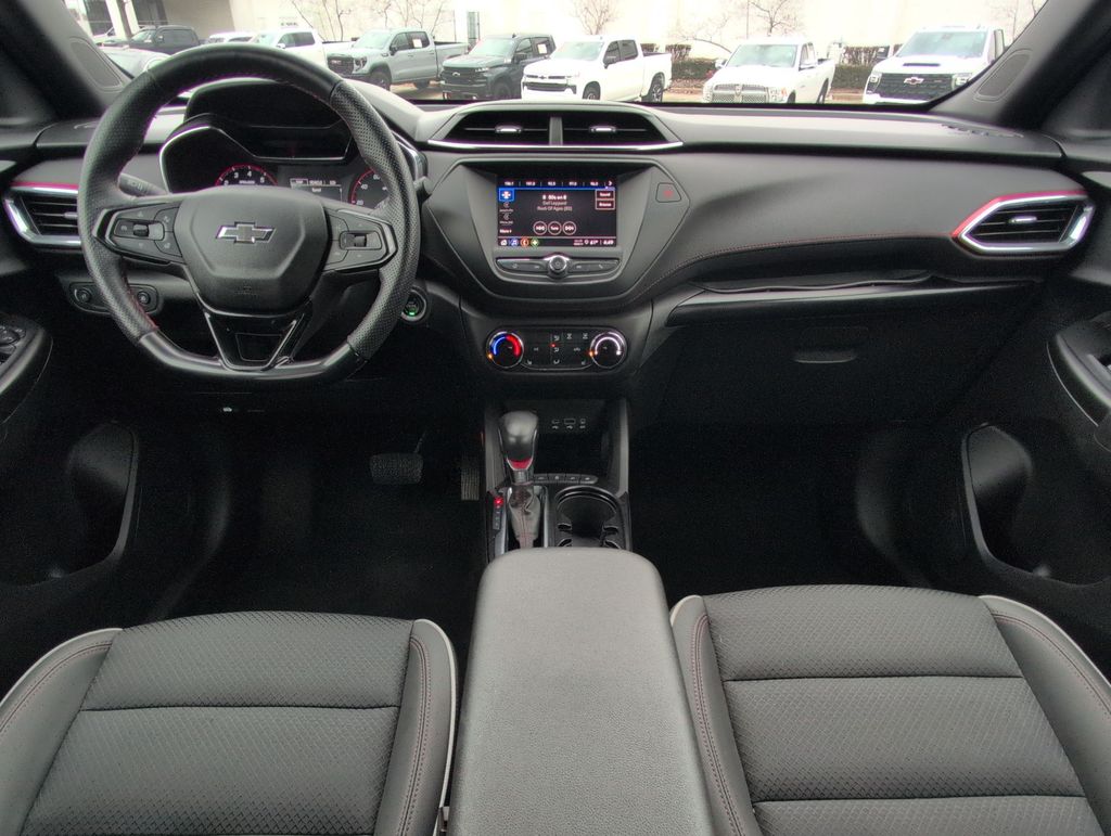 Thumbnail: 2022 Chevrolet TrailBlazer - 10