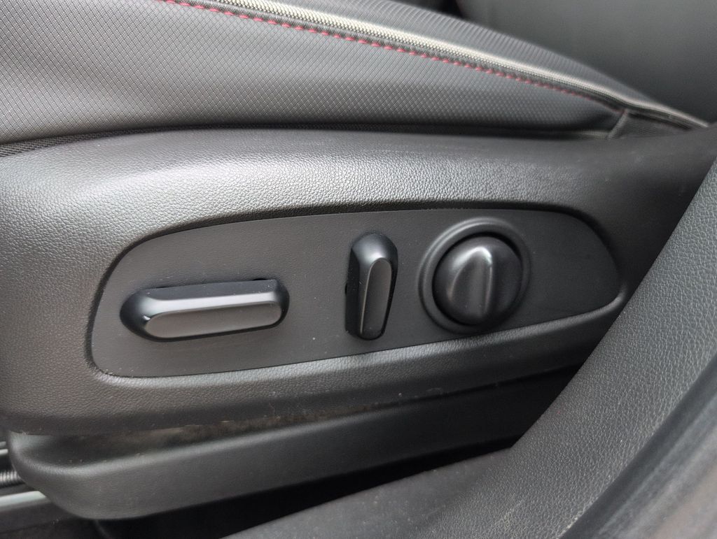 Thumbnail: 2022 Chevrolet TrailBlazer - 27