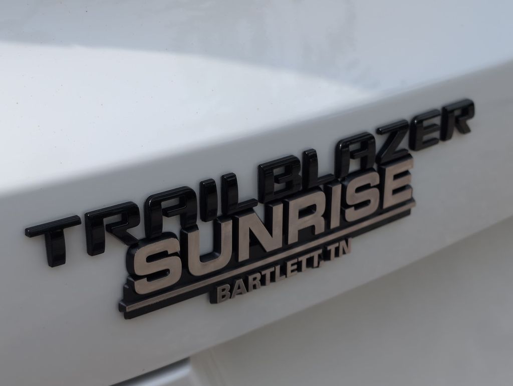 Thumbnail: 2023 Chevrolet TrailBlazer - 25