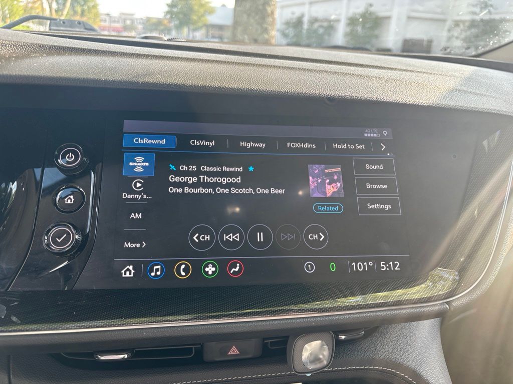 Thumbnail: 2021 Buick Envision - 8