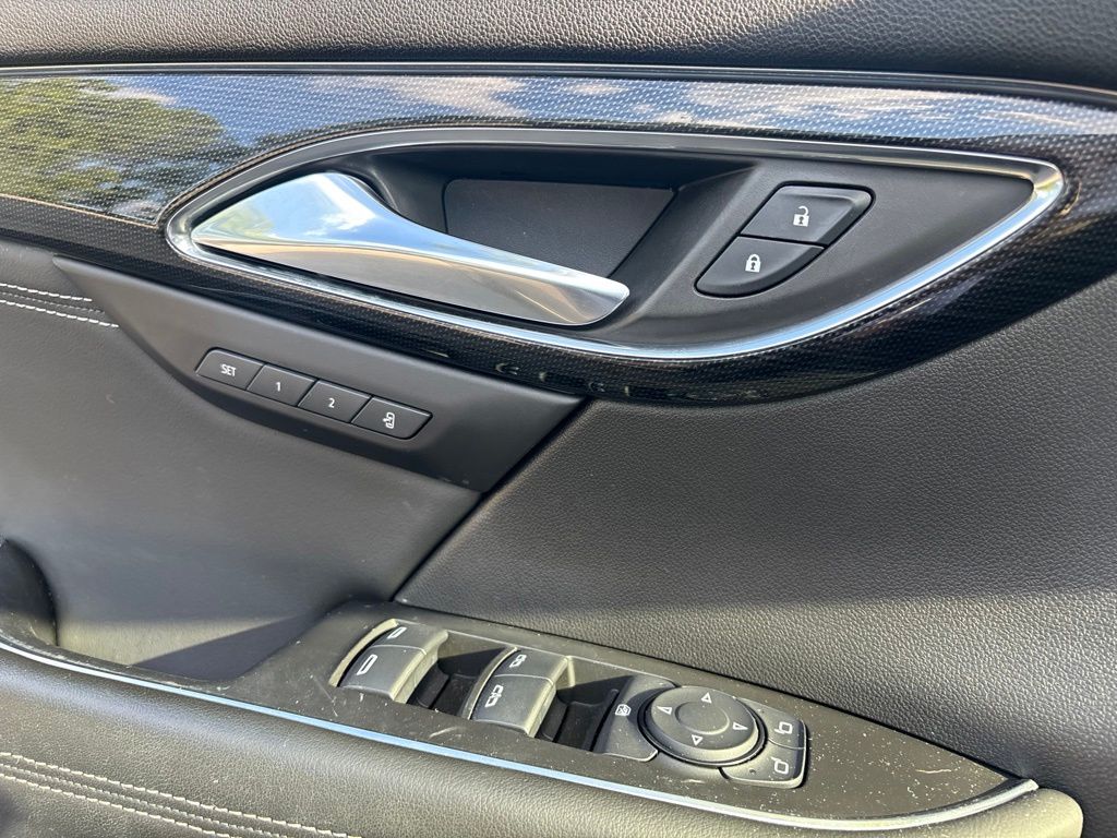 Thumbnail: 2021 Buick Envision - 17