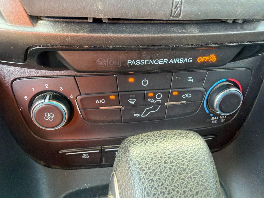 Thumbnail: 2019 Ford Transit Series - 14