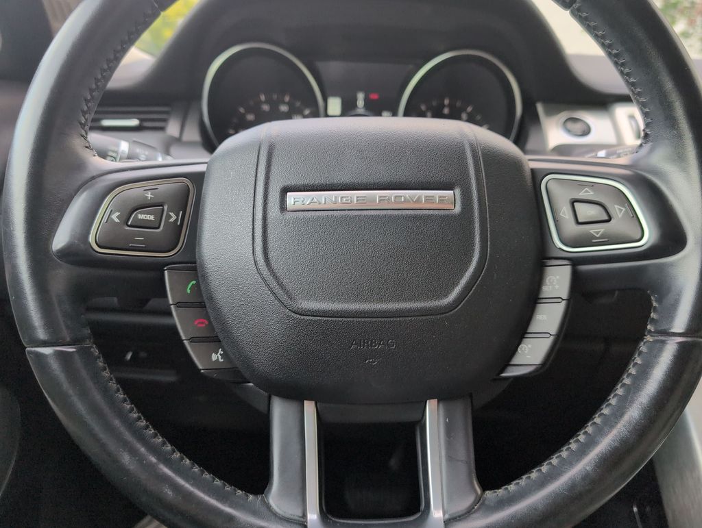 Thumbnail: 2017 Land Rover Range Rover Evoque - 30