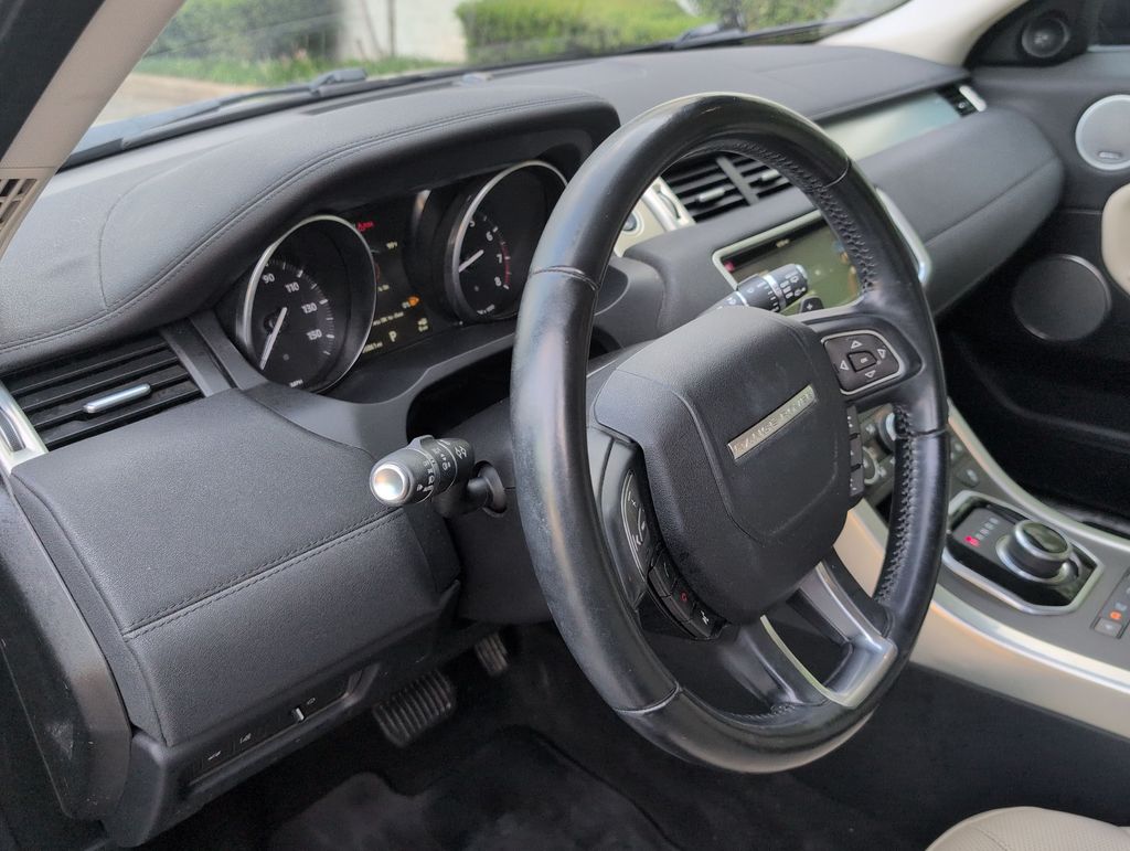 Thumbnail: 2017 Land Rover Range Rover Evoque - 2