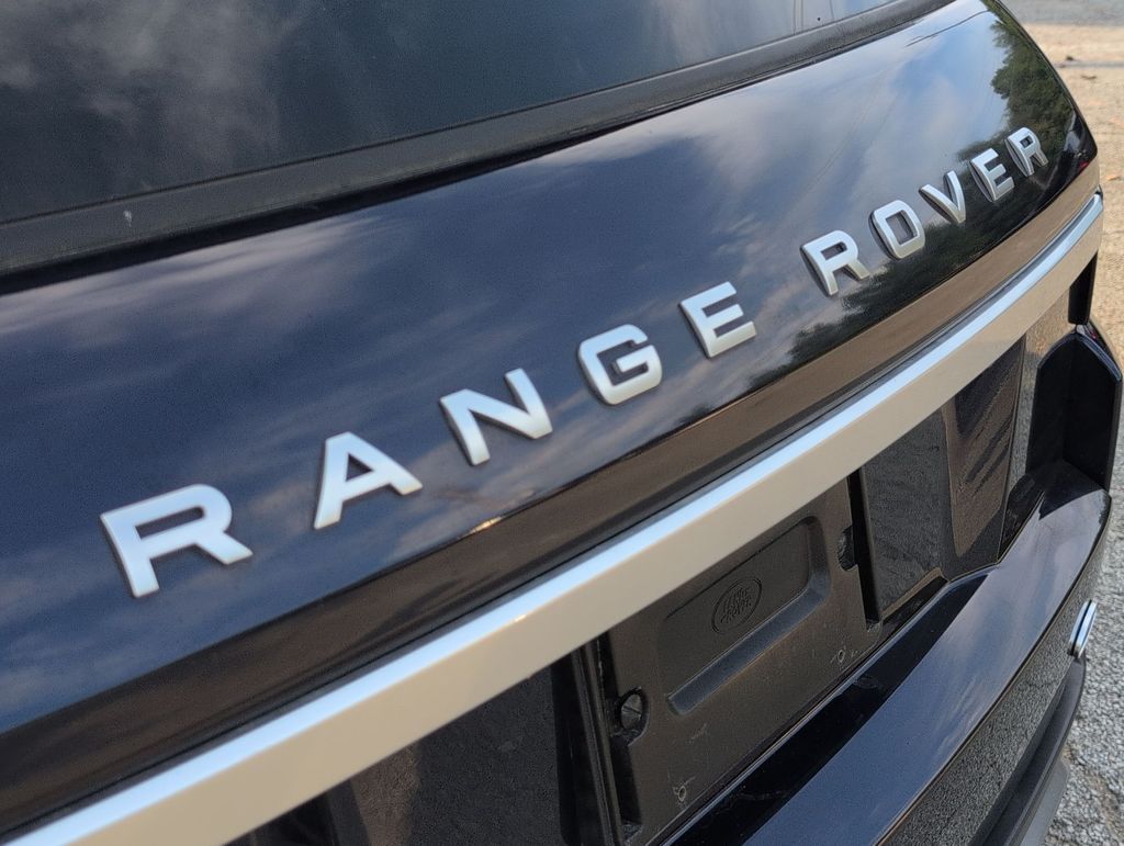 Thumbnail: 2017 Land Rover Range Rover Evoque - 24
