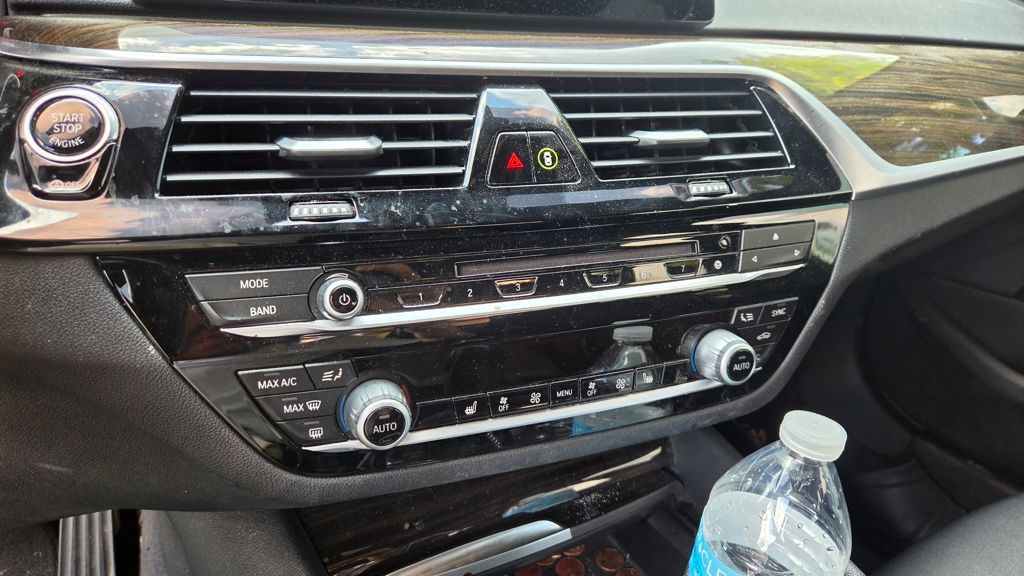 Thumbnail: 2019 BMW 5 Series - 16