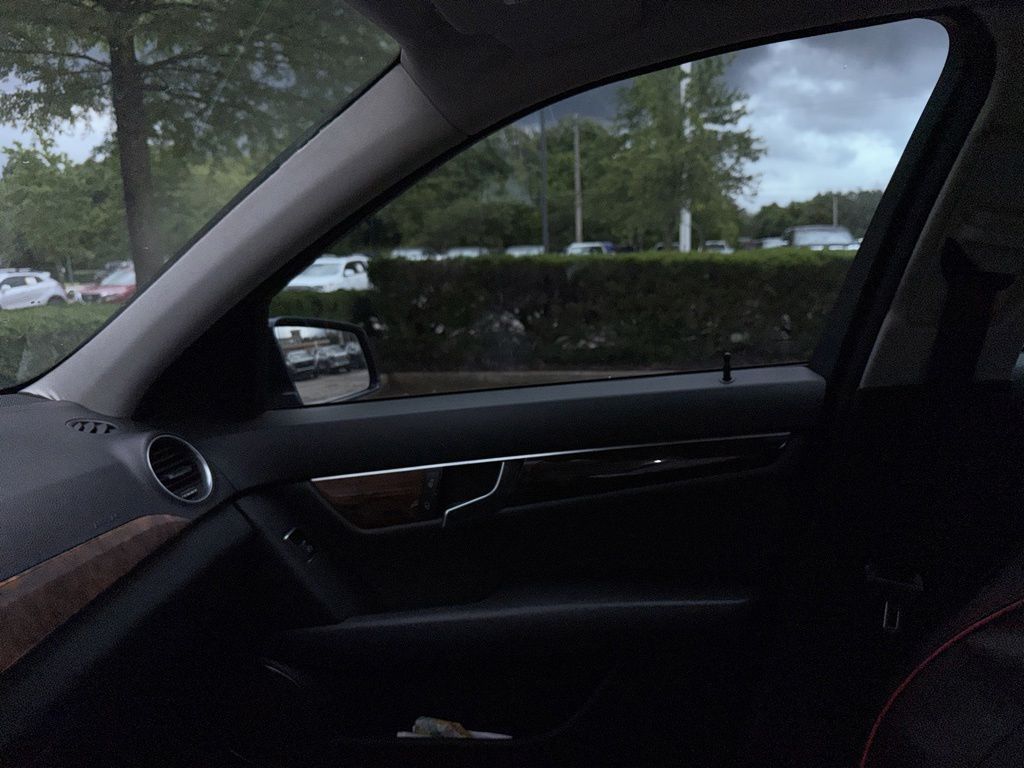 Thumbnail: 2013 Mercedes-Benz C-Class - 20