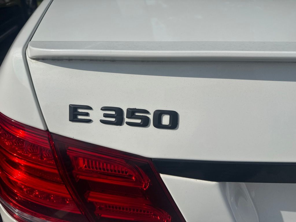 Thumbnail: 2014 Mercedes-Benz E-Class - 5