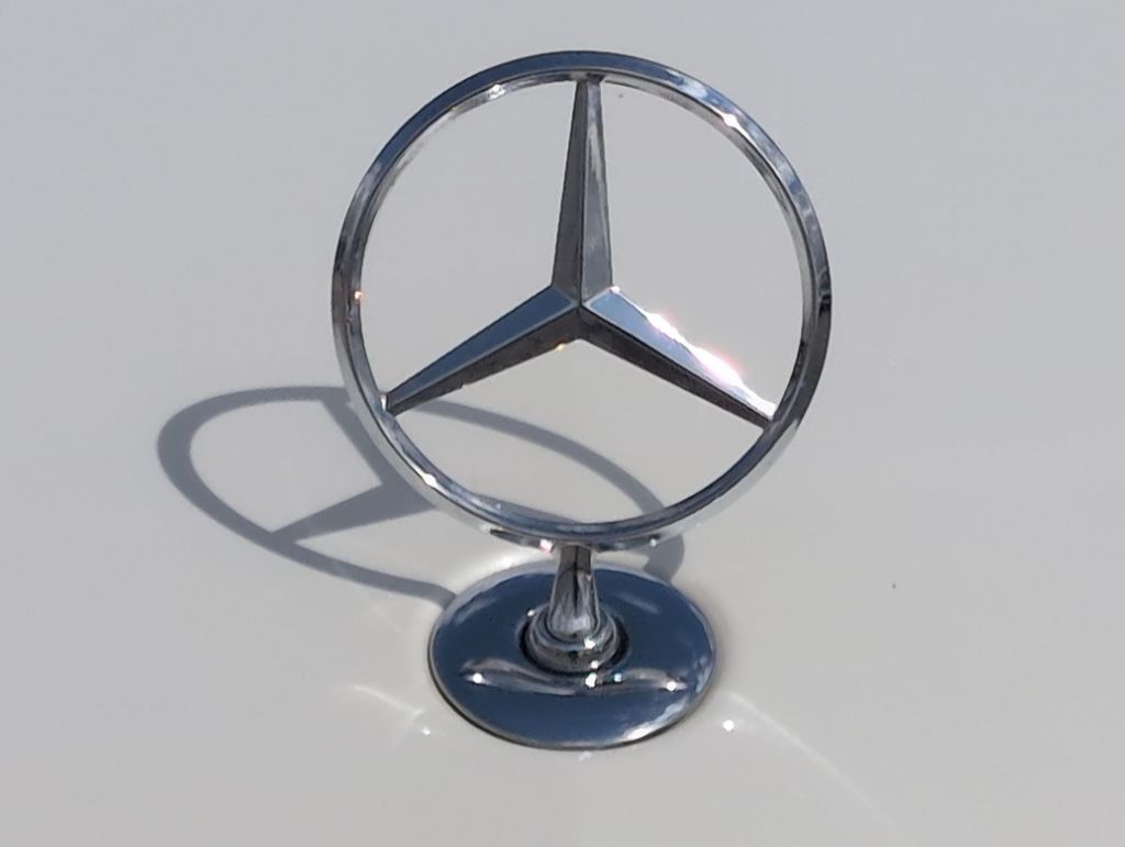 Thumbnail: 2012 Mercedes-Benz S-Class - 7