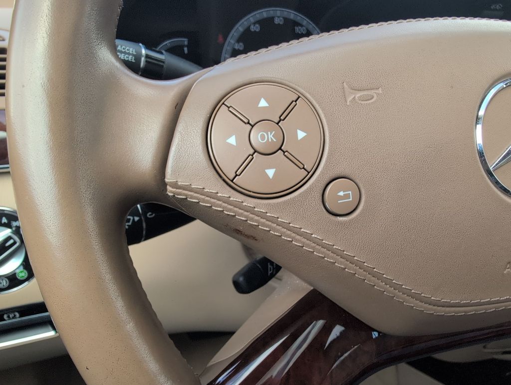 Thumbnail: 2012 Mercedes-Benz S-Class - 30