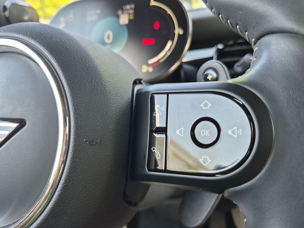 Thumbnail: 2024 MINI Cooper - 31