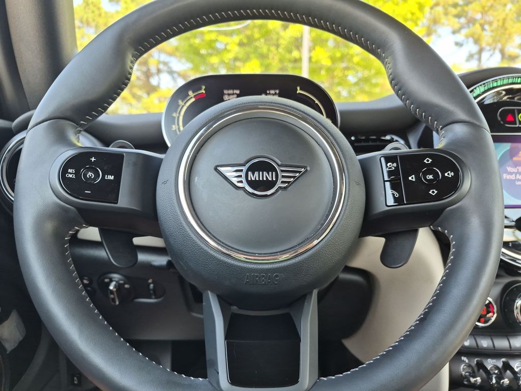 Thumbnail: 2024 MINI Cooper - 14