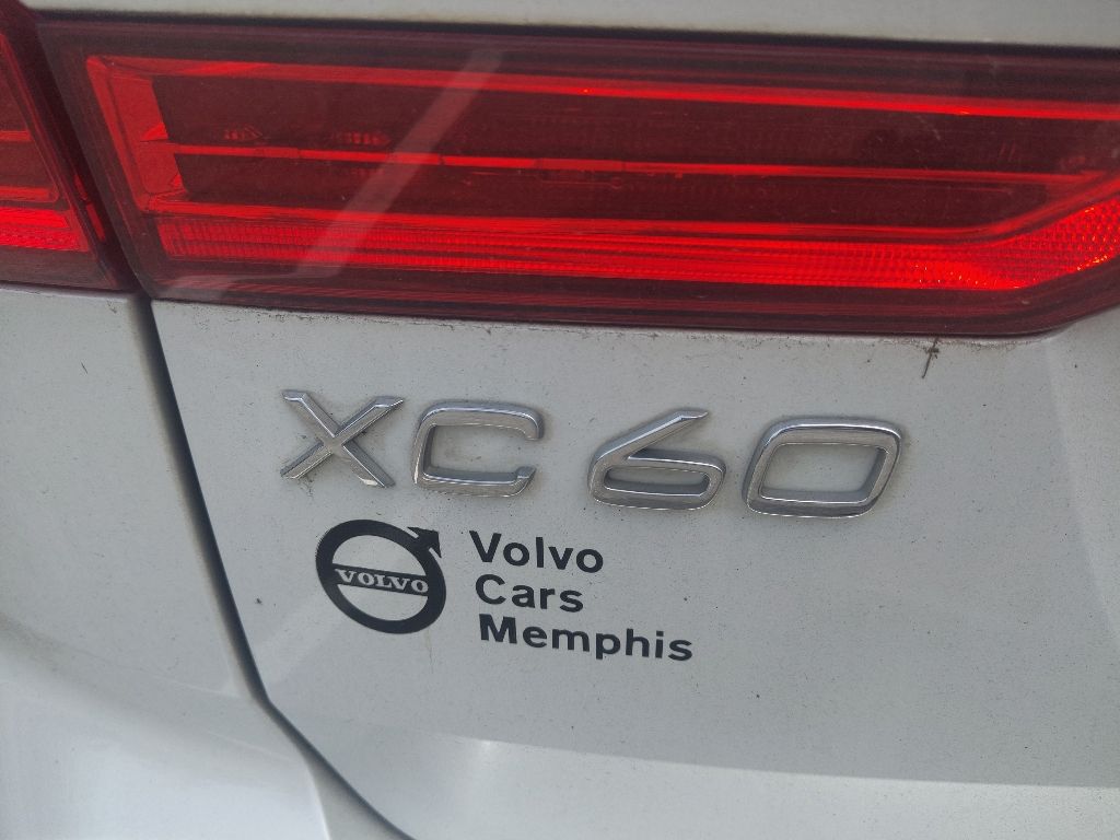 Thumbnail: 2021 Volvo XC60 - 22
