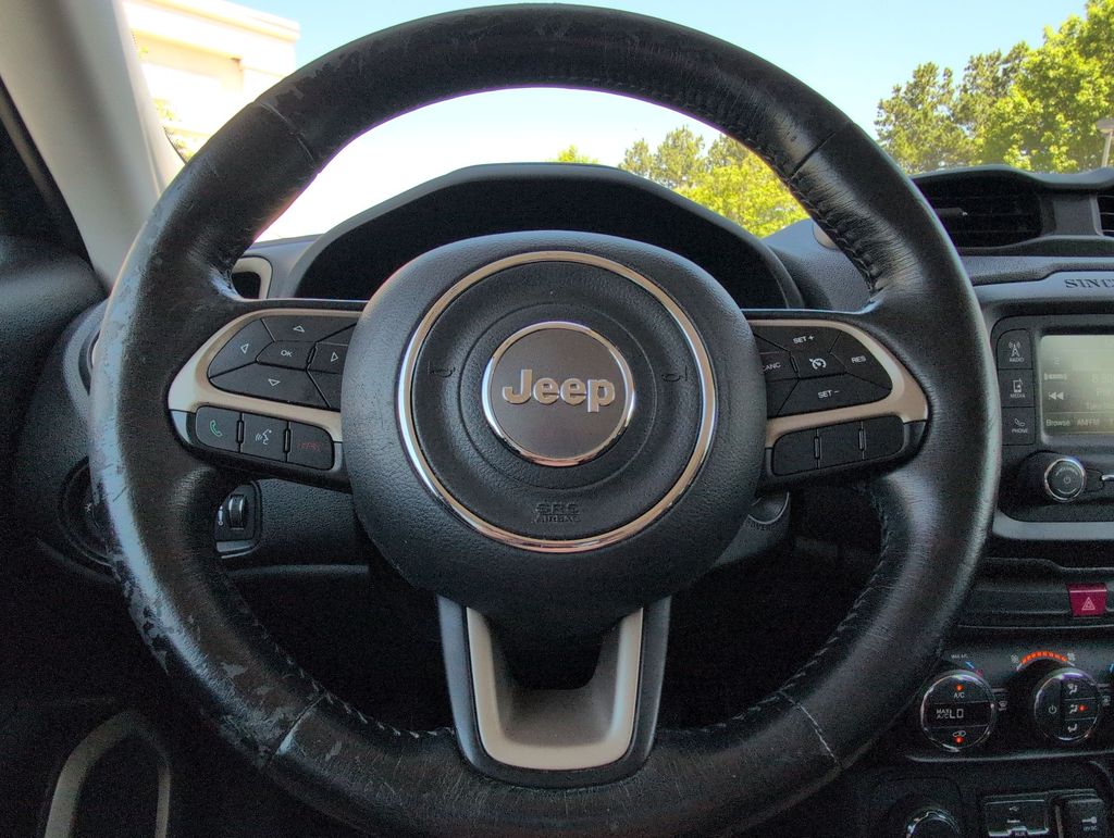 Thumbnail: 2016 Jeep Renegade - 13