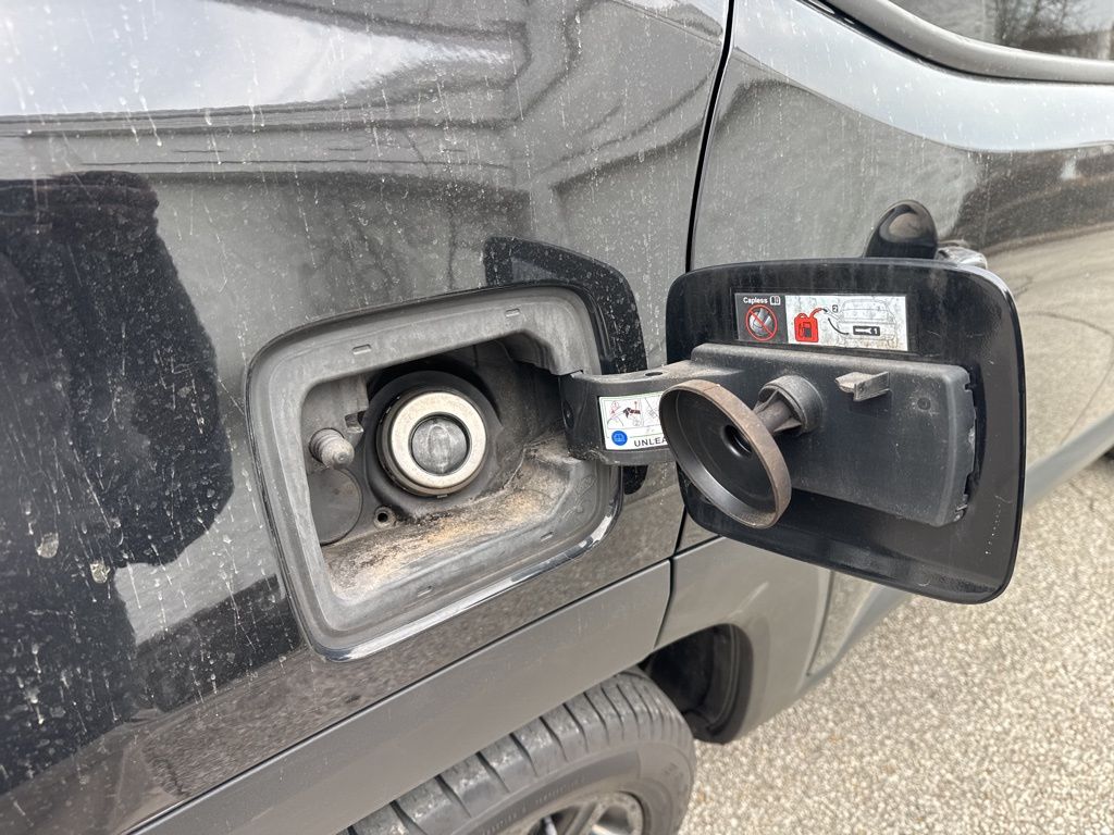 Thumbnail: 2019 Jeep Renegade - 23