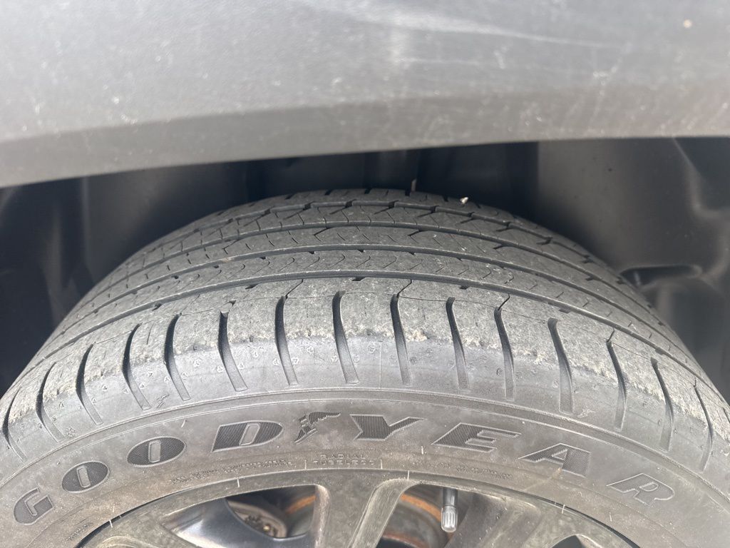 Thumbnail: 2019 Jeep Renegade - 14