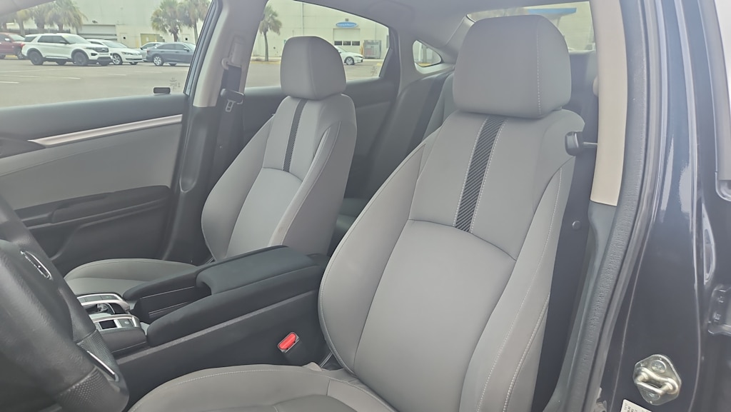 Thumbnail: 2018 Honda Civic - 9