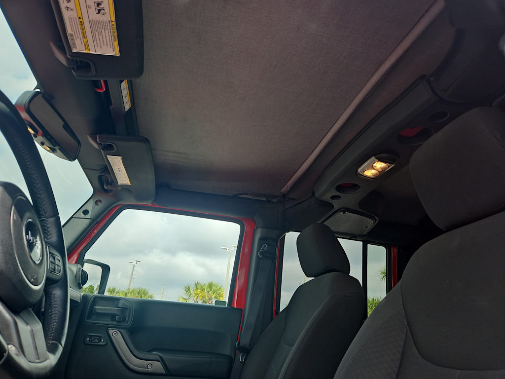 2017 Jeep Wrangler Unlimited Sport 23