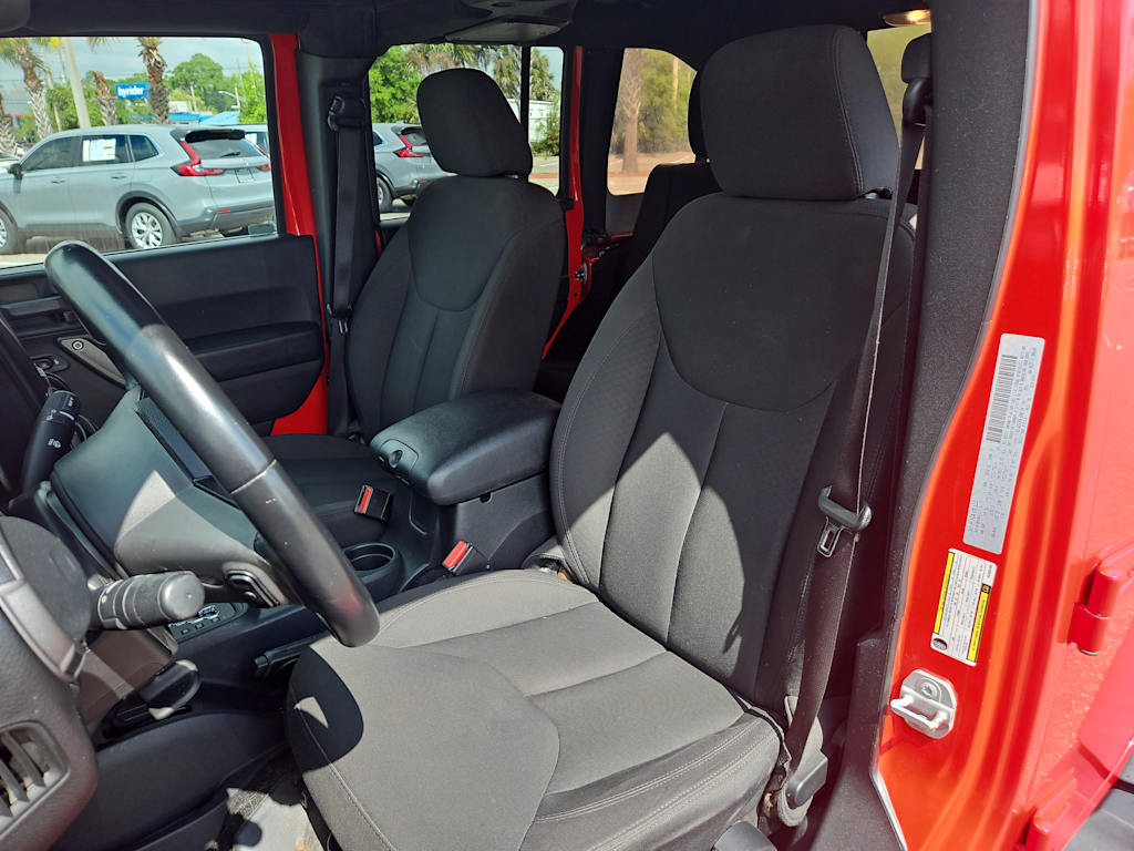 2017 Jeep Wrangler Unlimited Sport 9