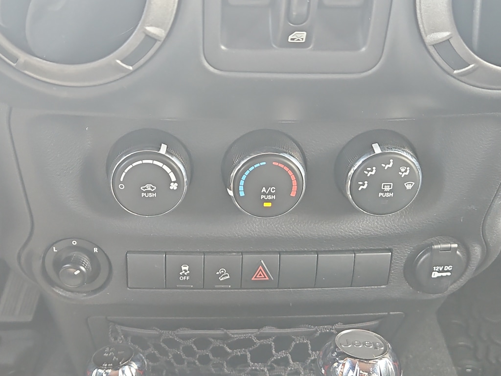2017 Jeep Wrangler Unlimited Sport 24