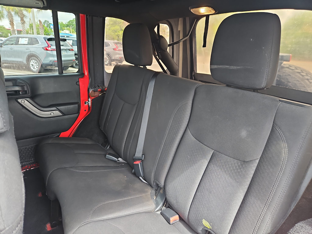 2017 Jeep Wrangler Unlimited Sport 11
