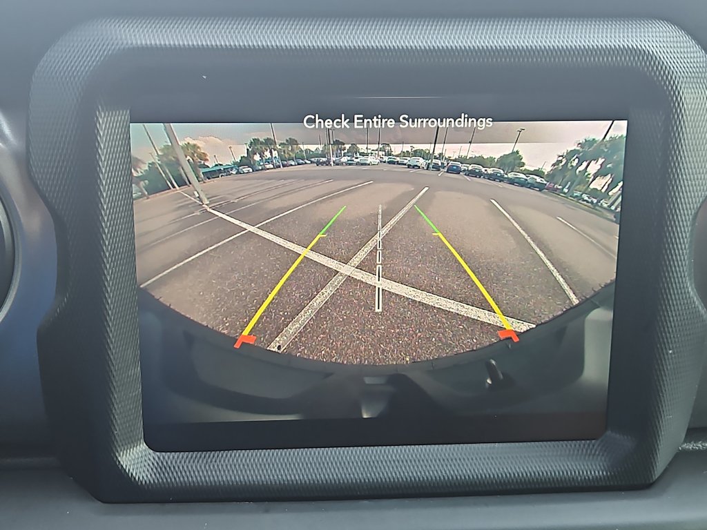 Thumbnail: 2021 Jeep Wrangler - 25