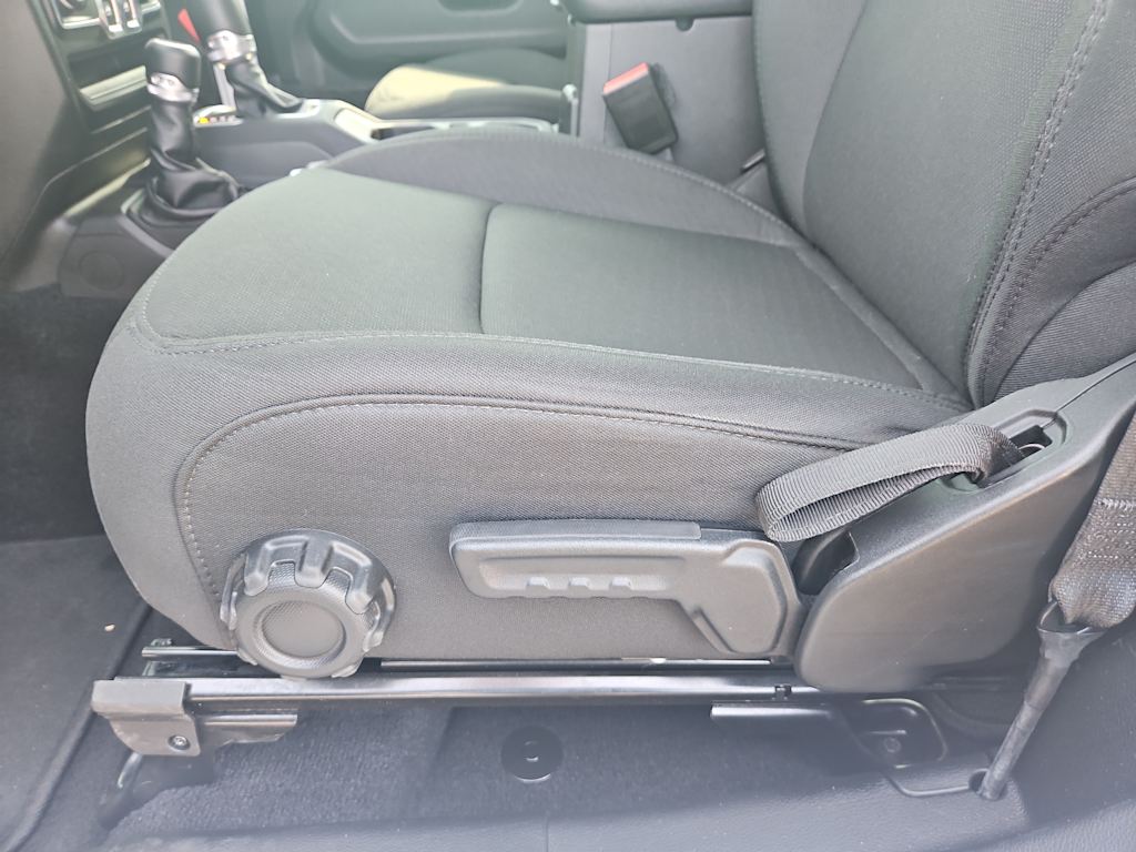 Thumbnail: 2021 Jeep Wrangler - 21