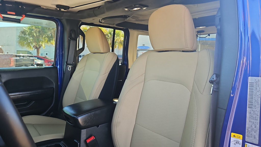 Thumbnail: 2018 Jeep Wrangler - 8