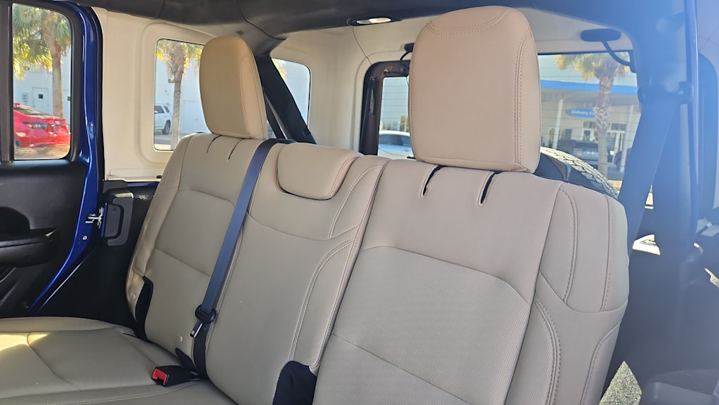 Thumbnail: 2018 Jeep Wrangler - 10