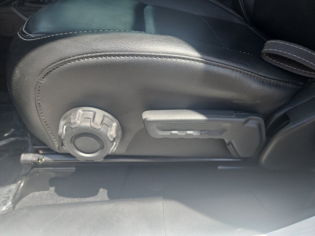 Thumbnail: 2023 Jeep Wrangler - 21
