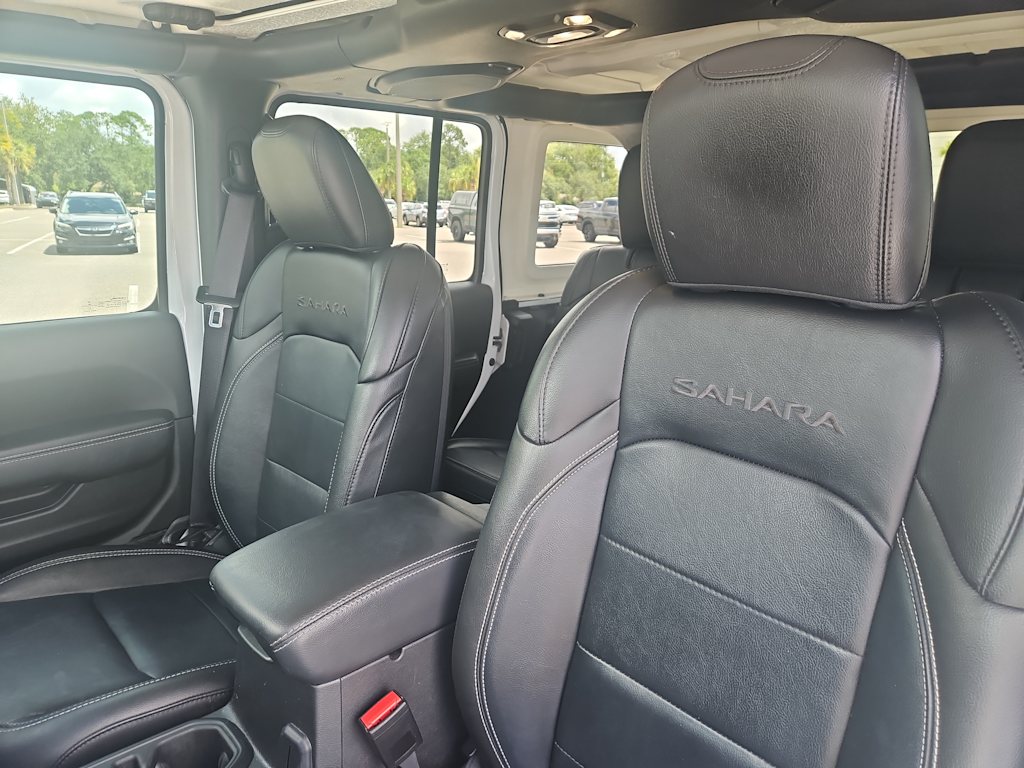 Thumbnail: 2023 Jeep Wrangler - 9