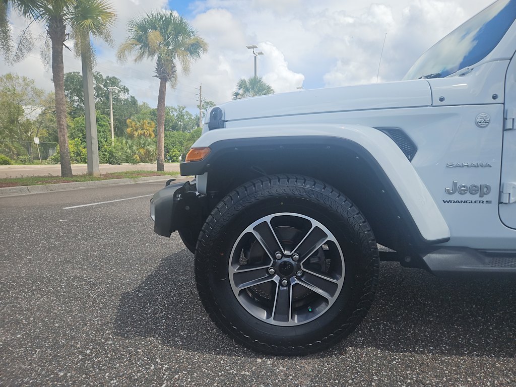 Thumbnail: 2023 Jeep Wrangler - 6