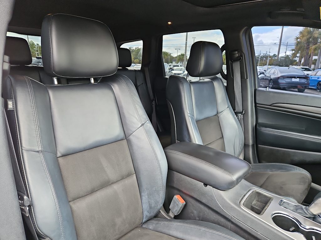 Thumbnail: 2021 Jeep Grand Cherokee - 9