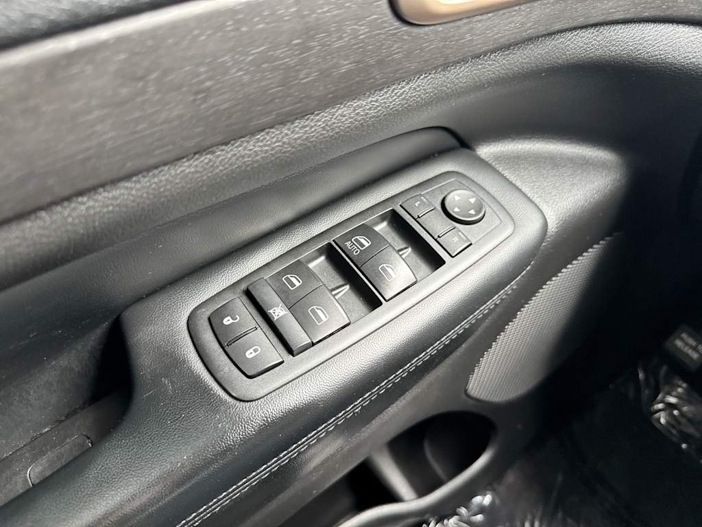 Thumbnail: 2017 Jeep Grand Cherokee - 22