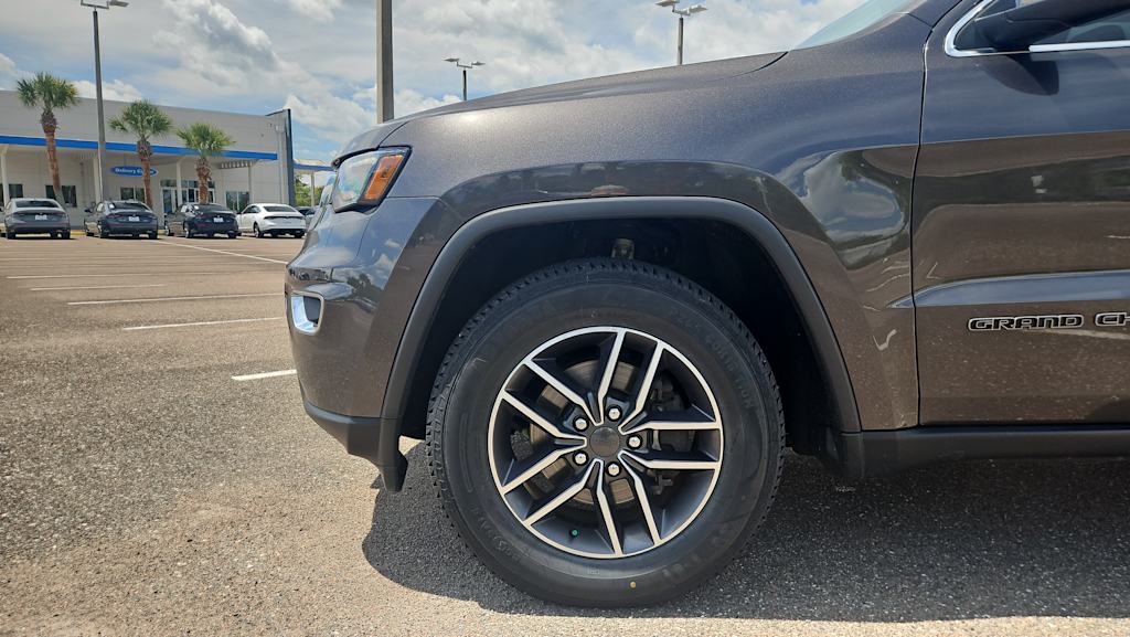 Thumbnail: 2020 Jeep Grand Cherokee - 5