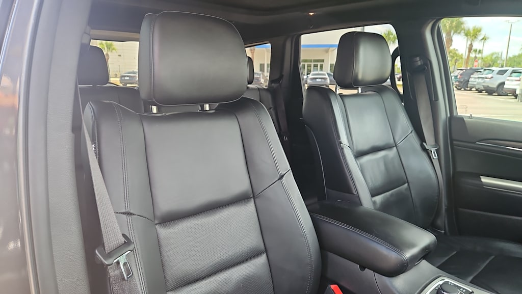 Thumbnail: 2020 Jeep Grand Cherokee - 9