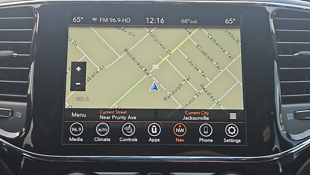 Thumbnail: 2020 Jeep Grand Cherokee - 25