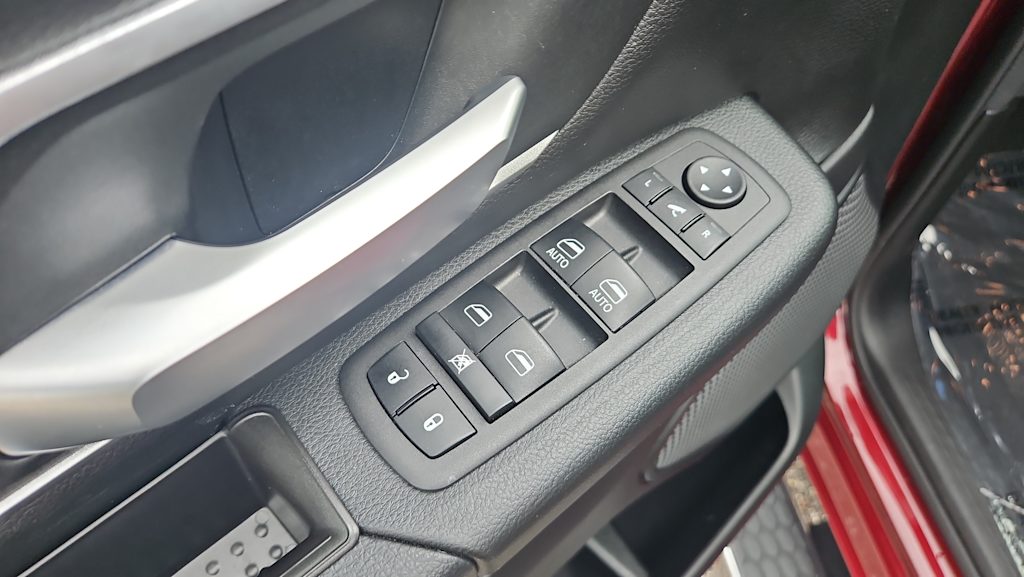 Thumbnail: 2023 RAM 1500 - 21