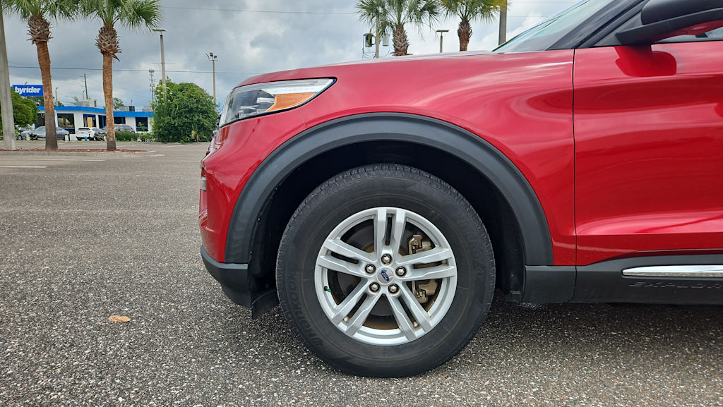 Thumbnail: 2021 Ford Explorer - 7