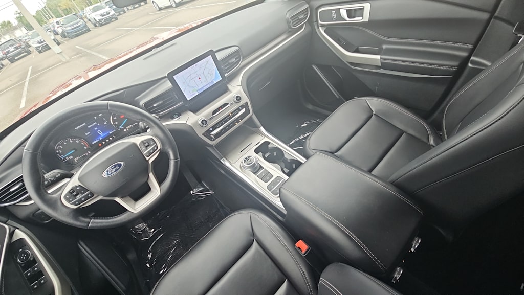 Thumbnail: 2021 Ford Explorer - 9