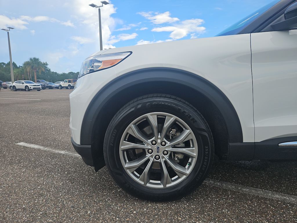 Thumbnail: 2022 Ford Explorer - 8