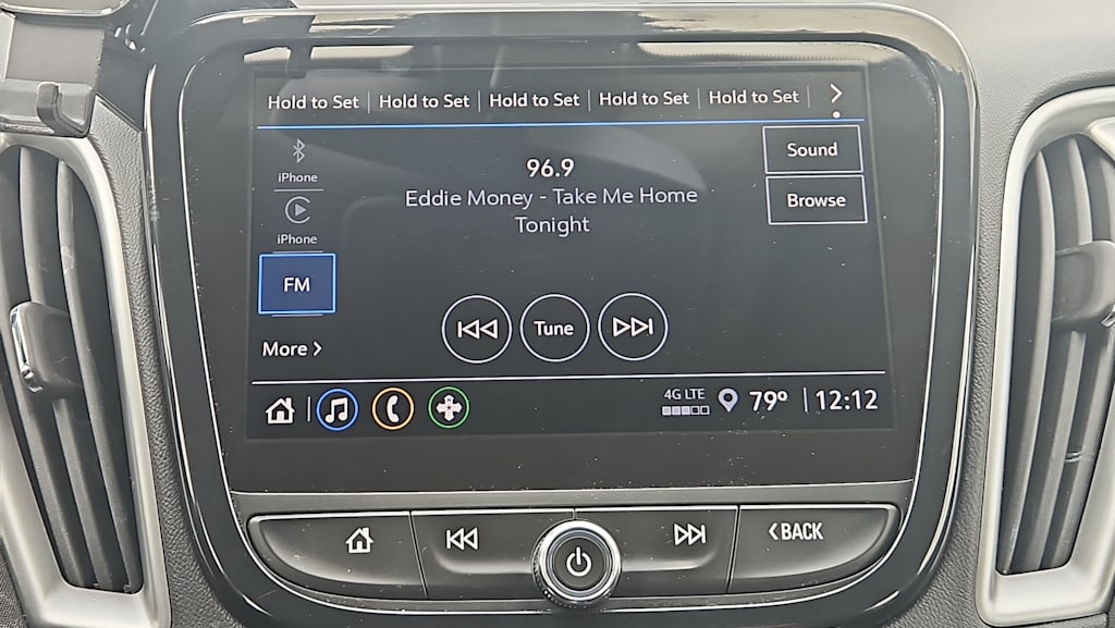 Thumbnail: 2022 Chevrolet Malibu - 12