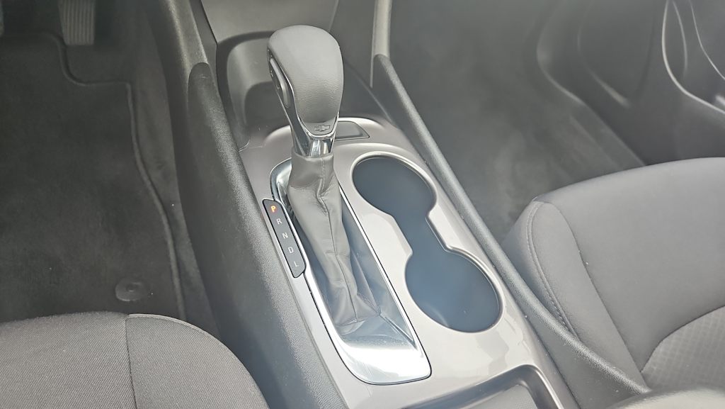 Thumbnail: 2022 Chevrolet Malibu - 13