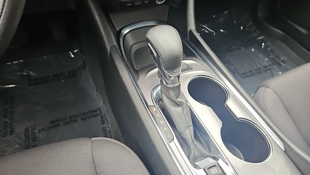 Thumbnail: 2023 Chevrolet Malibu - 12