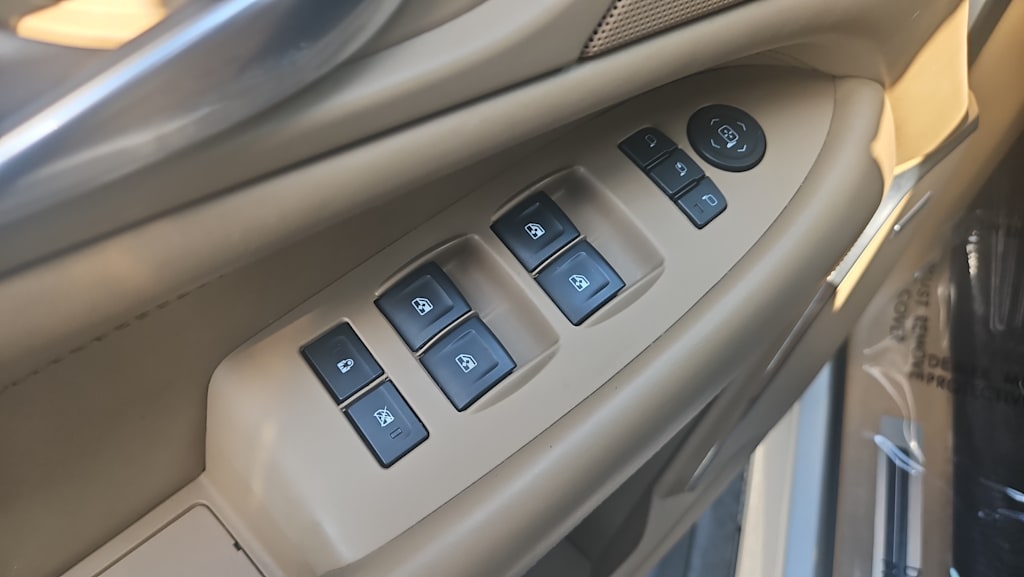 Thumbnail: 2020 Cadillac Escalade - 22