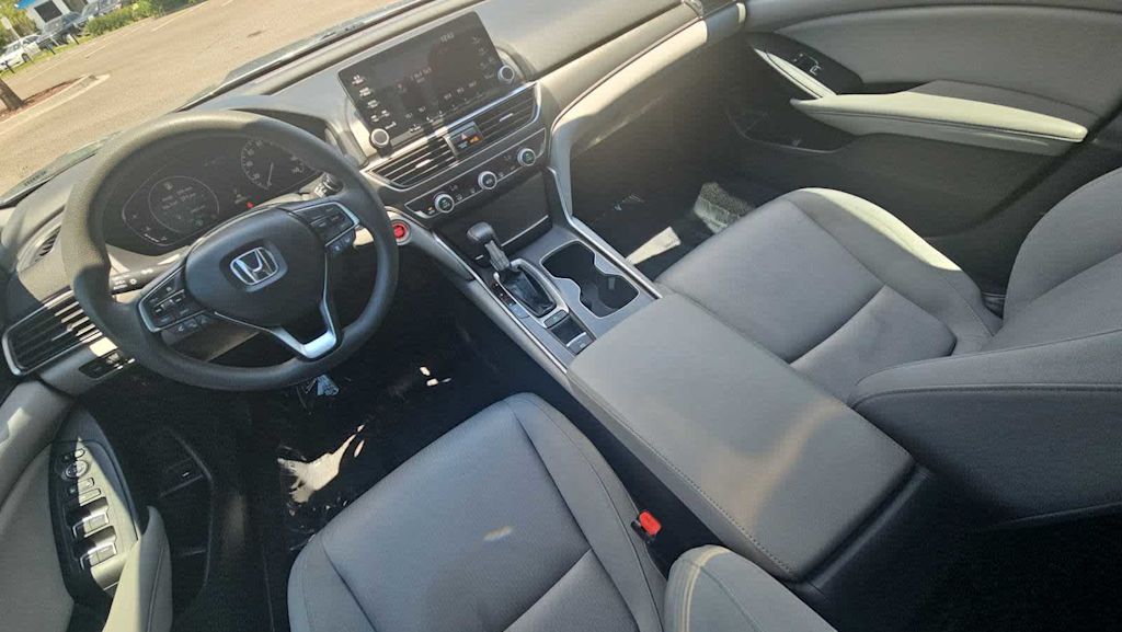 Thumbnail: 2020 Honda Accord - 6