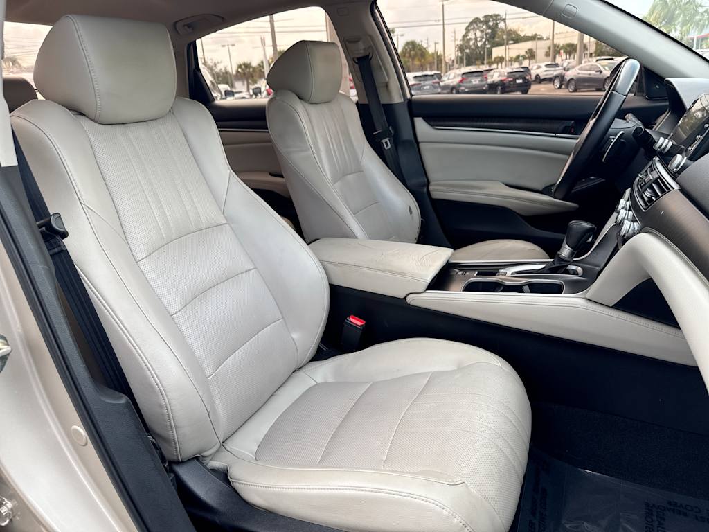 Thumbnail: 2018 Honda Accord - 11