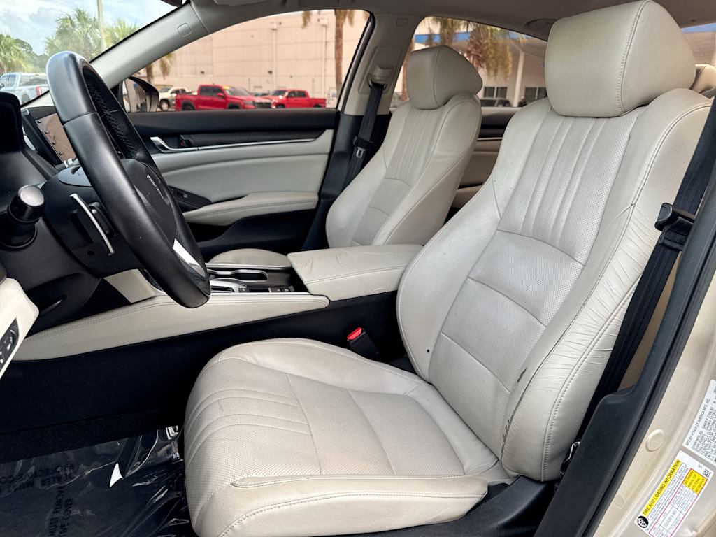Thumbnail: 2018 Honda Accord - 10