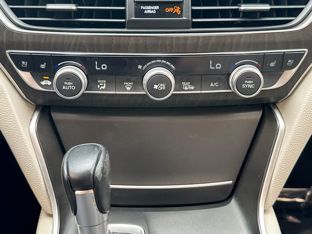Thumbnail: 2018 Honda Accord - 24