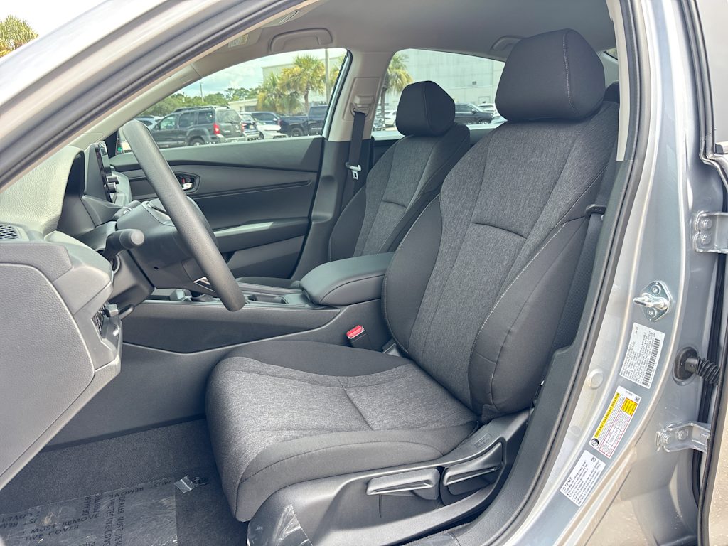 Thumbnail: 2025 Honda Accord - 9